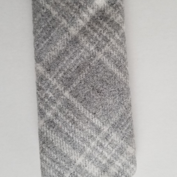 Tie - Picture 5 of 6